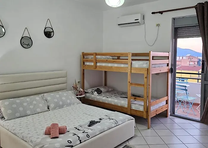 Tomi's Apartamento Orikum